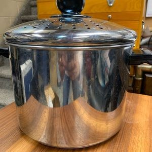 Farberware straining stockpot